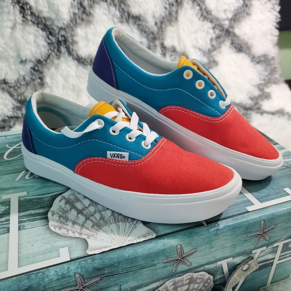 Vans women comfycush era multicolor